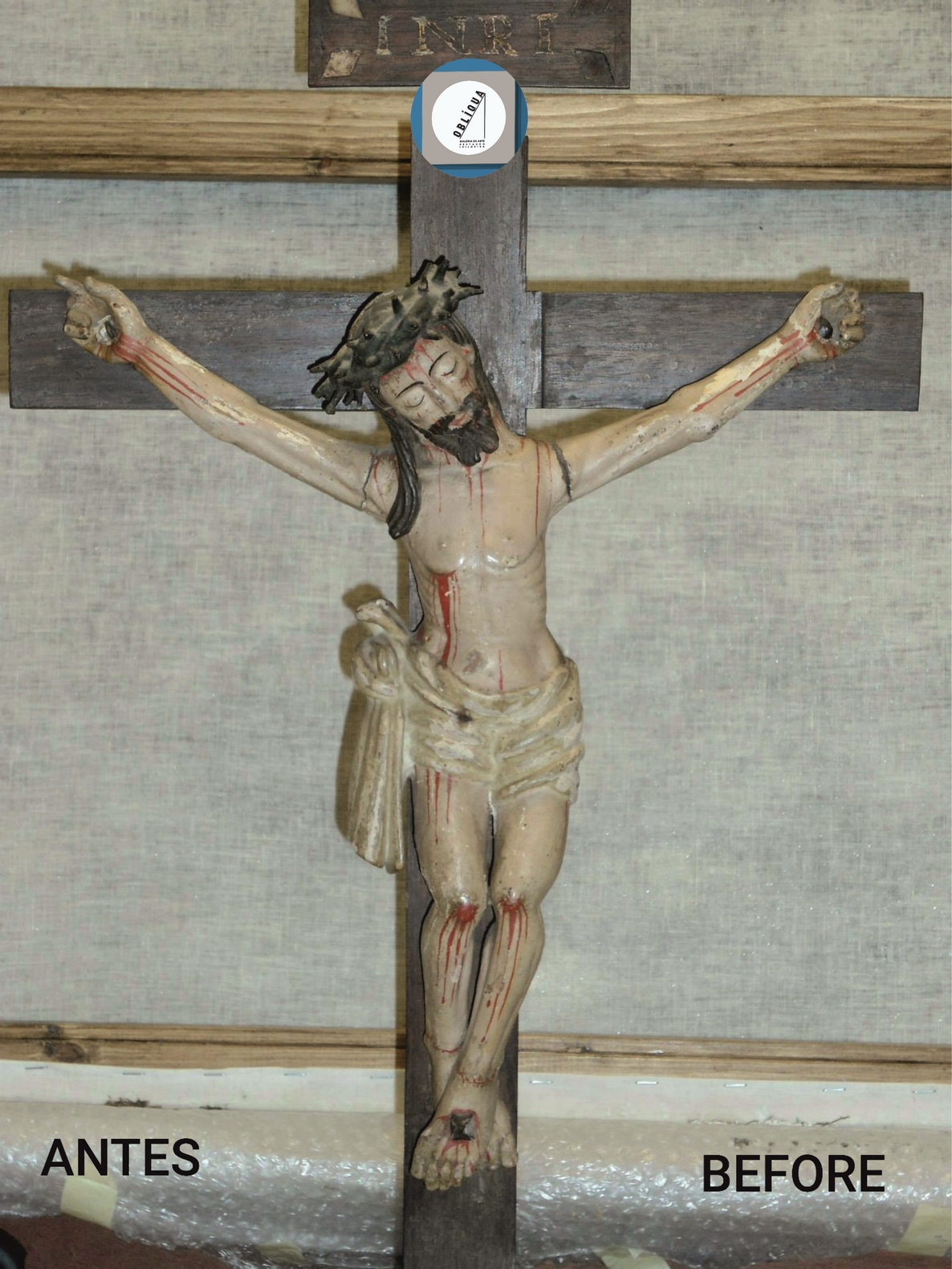 crucifixo em pau-santo com cristo policromado1.3B.jpg